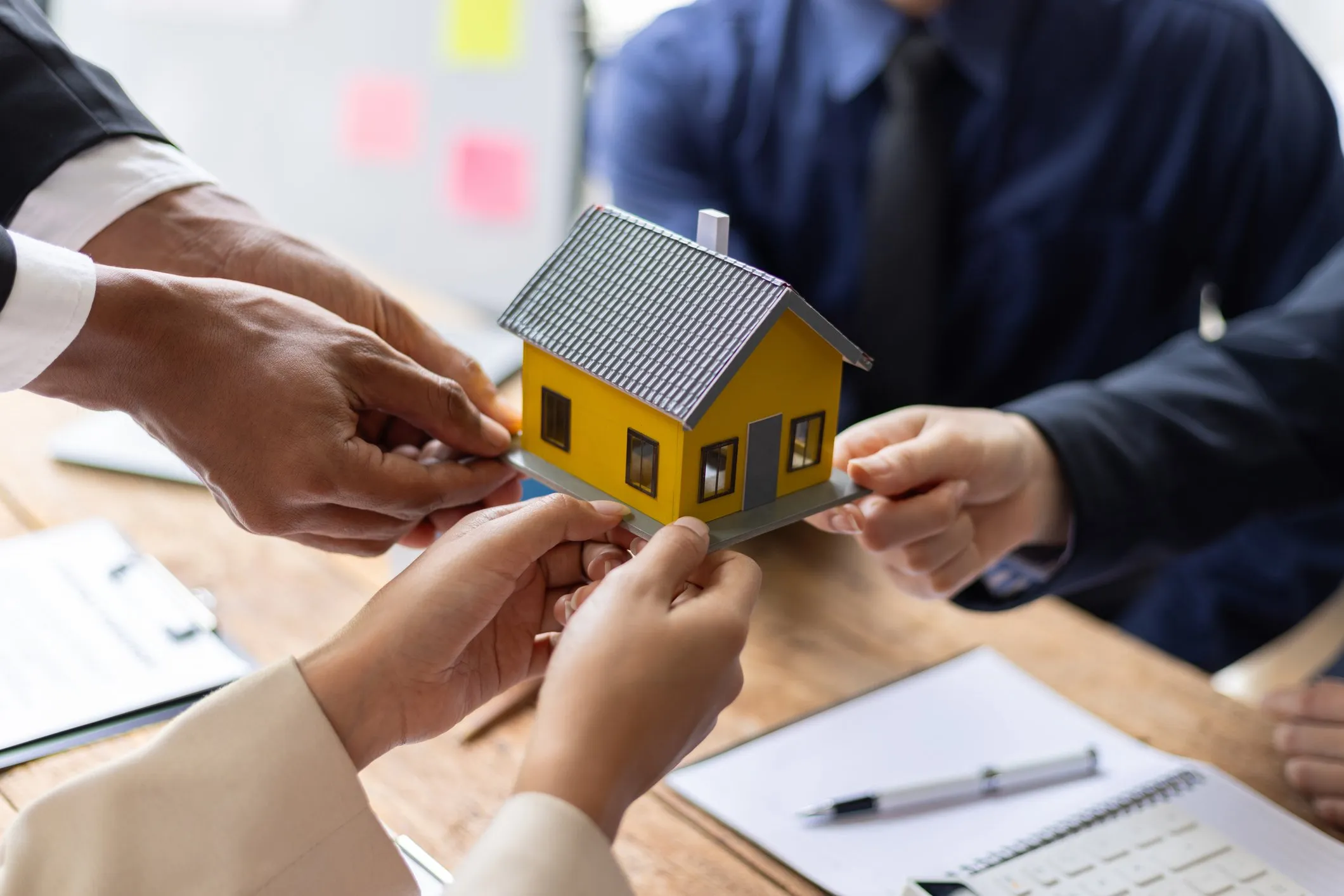 Buy / Rent / Sell Property