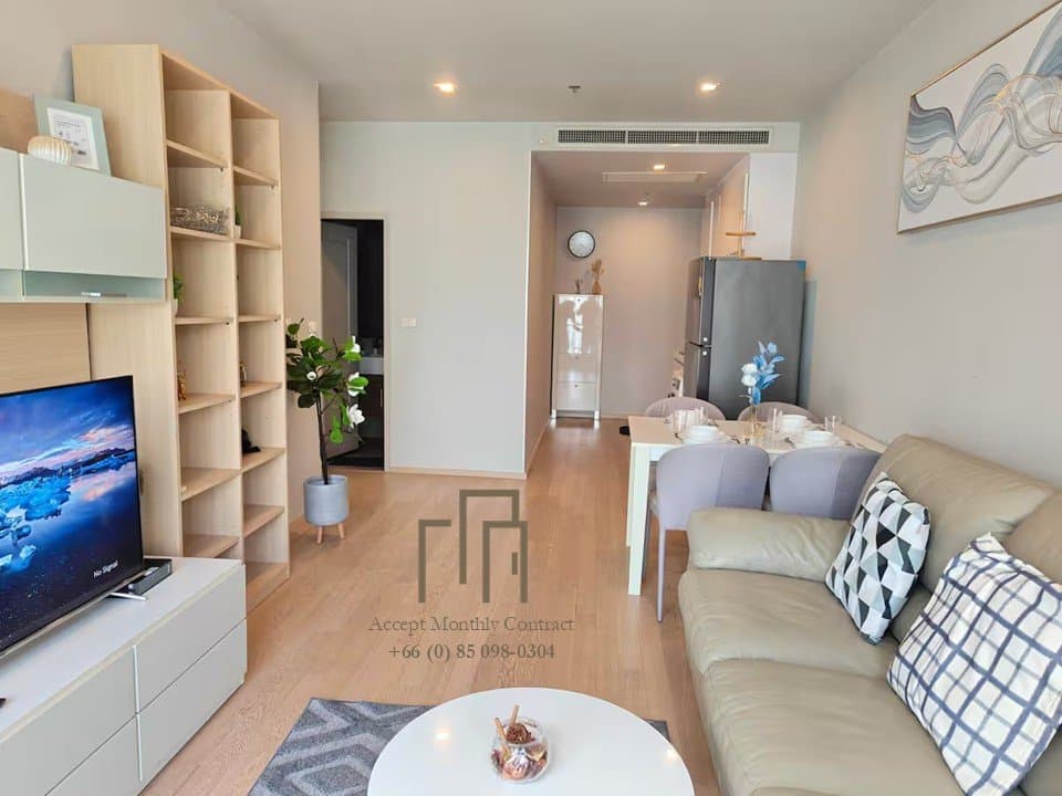 2 Bedrooms Condo, Noble Refine, near Phrom Pong