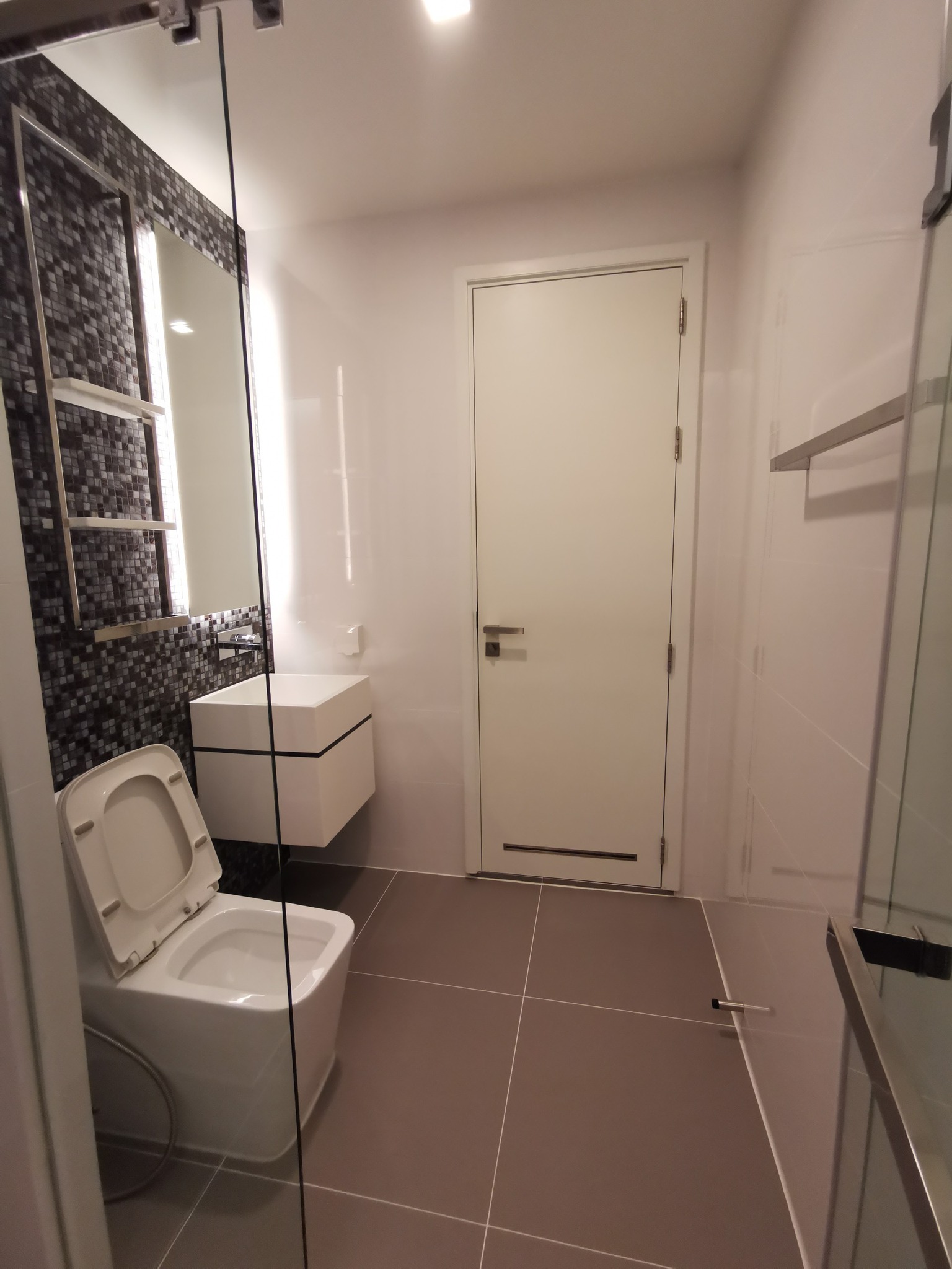The Room Sukhumvit 69, photo 3