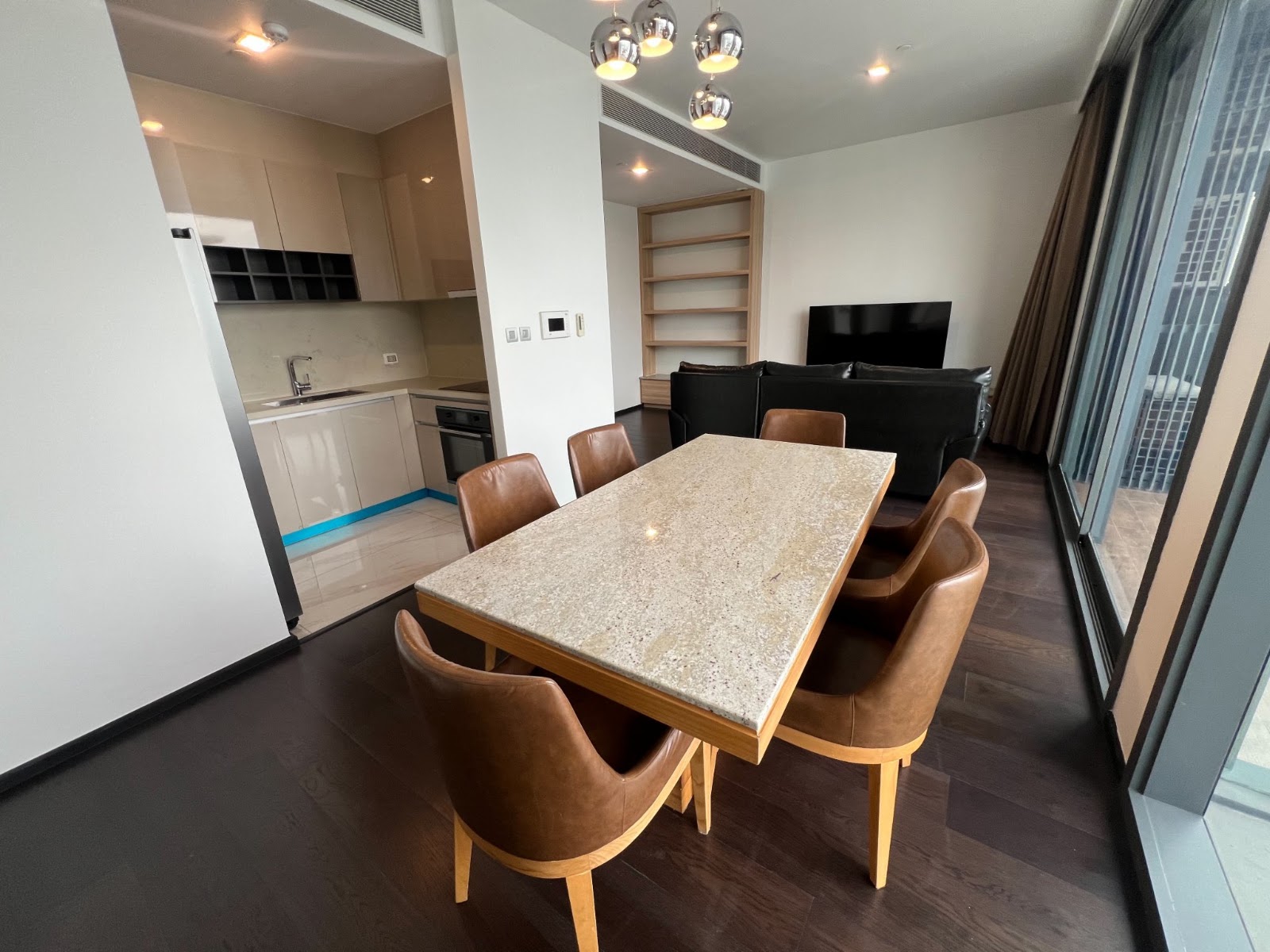 LAVIQ Sukhumvit 57, photo 2