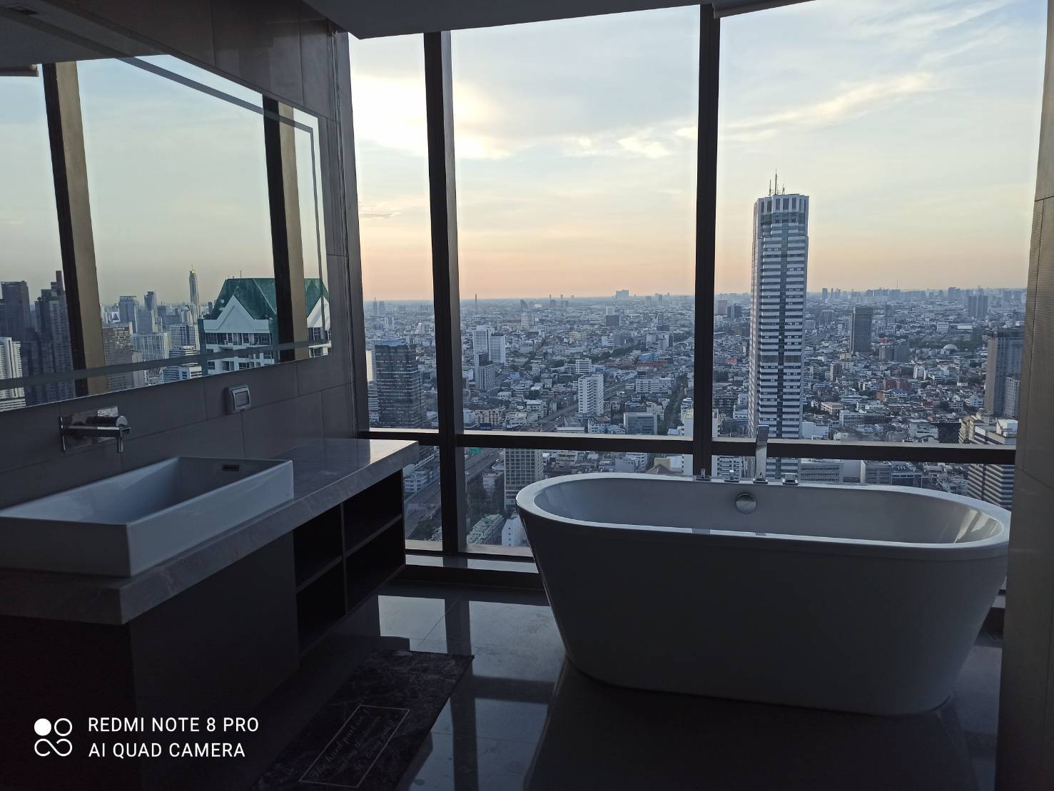 The Bangkok Sathorn, photo 2