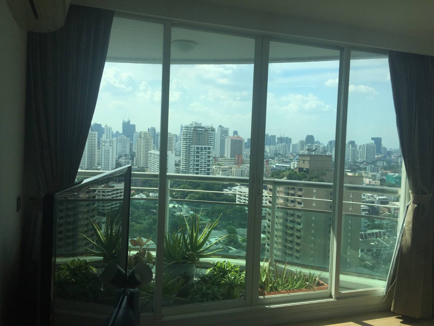 The Eight Thonglor Residence, photo 3