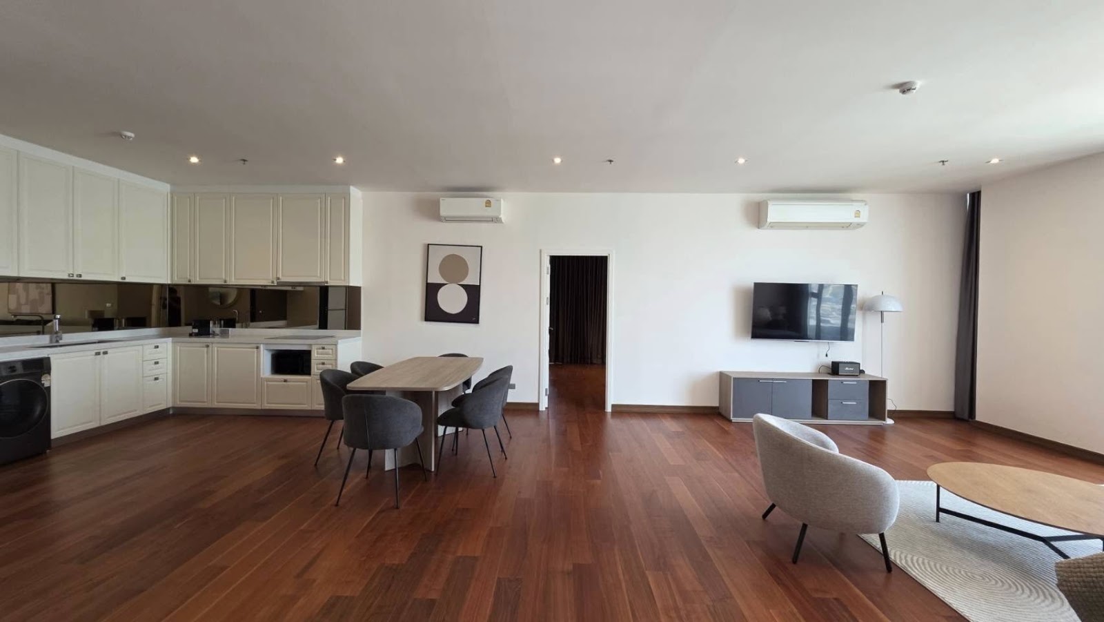 Altitude Symphony Charoenkrung - Sathorn, photo 3