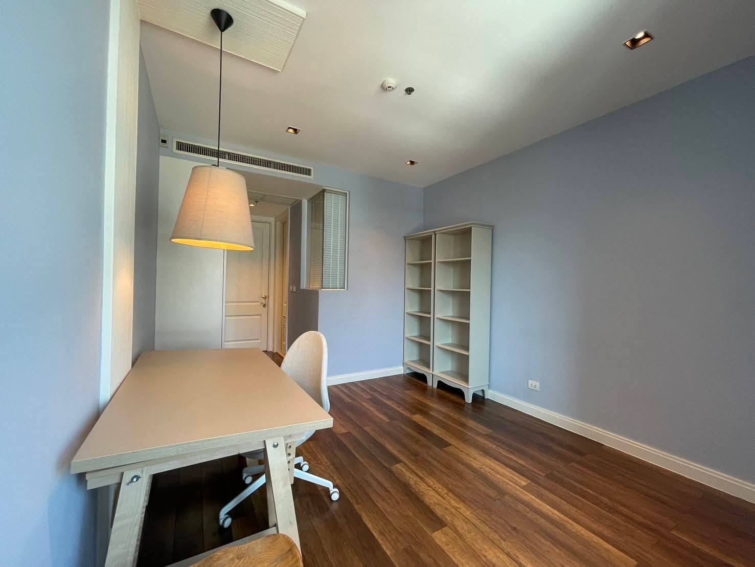 Athenee Residence Condominium, photo 3