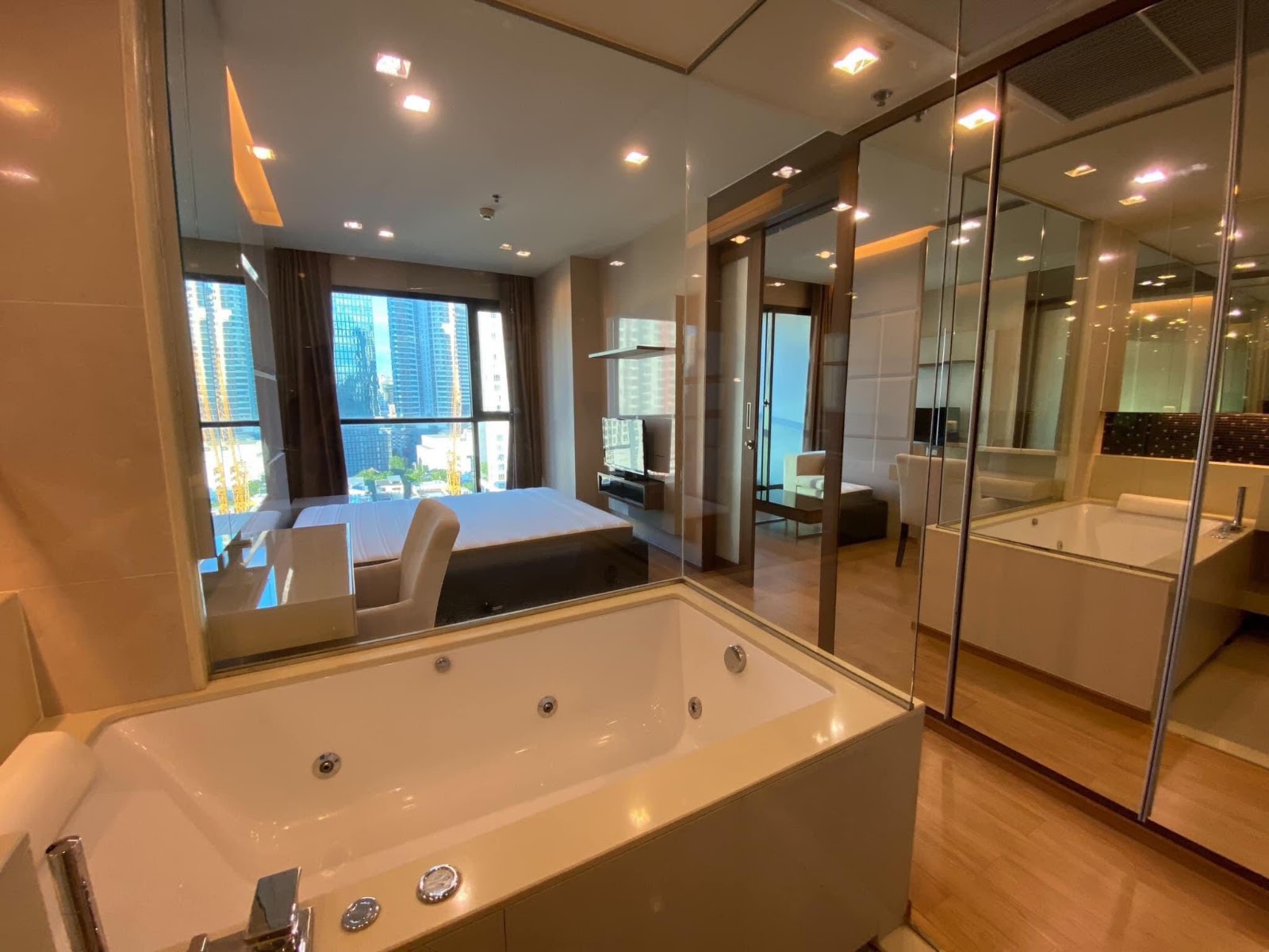 The Address Sathorn, photo 2
