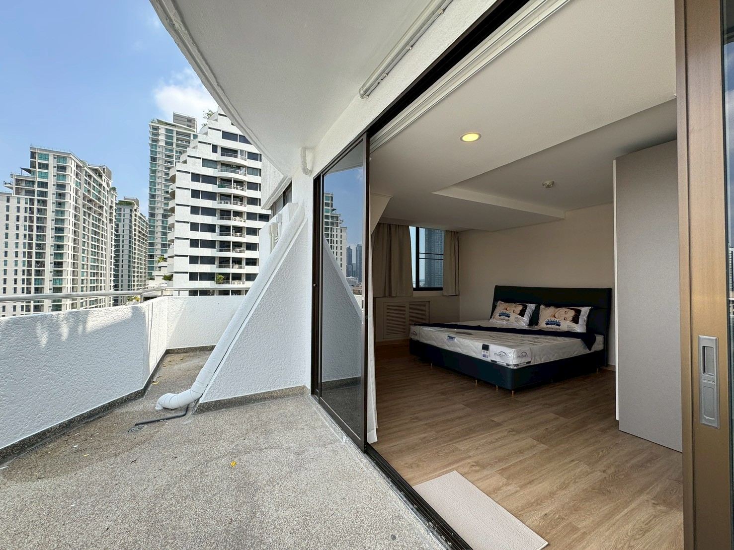 Supalai Place Sukhumvit 39, photo 2