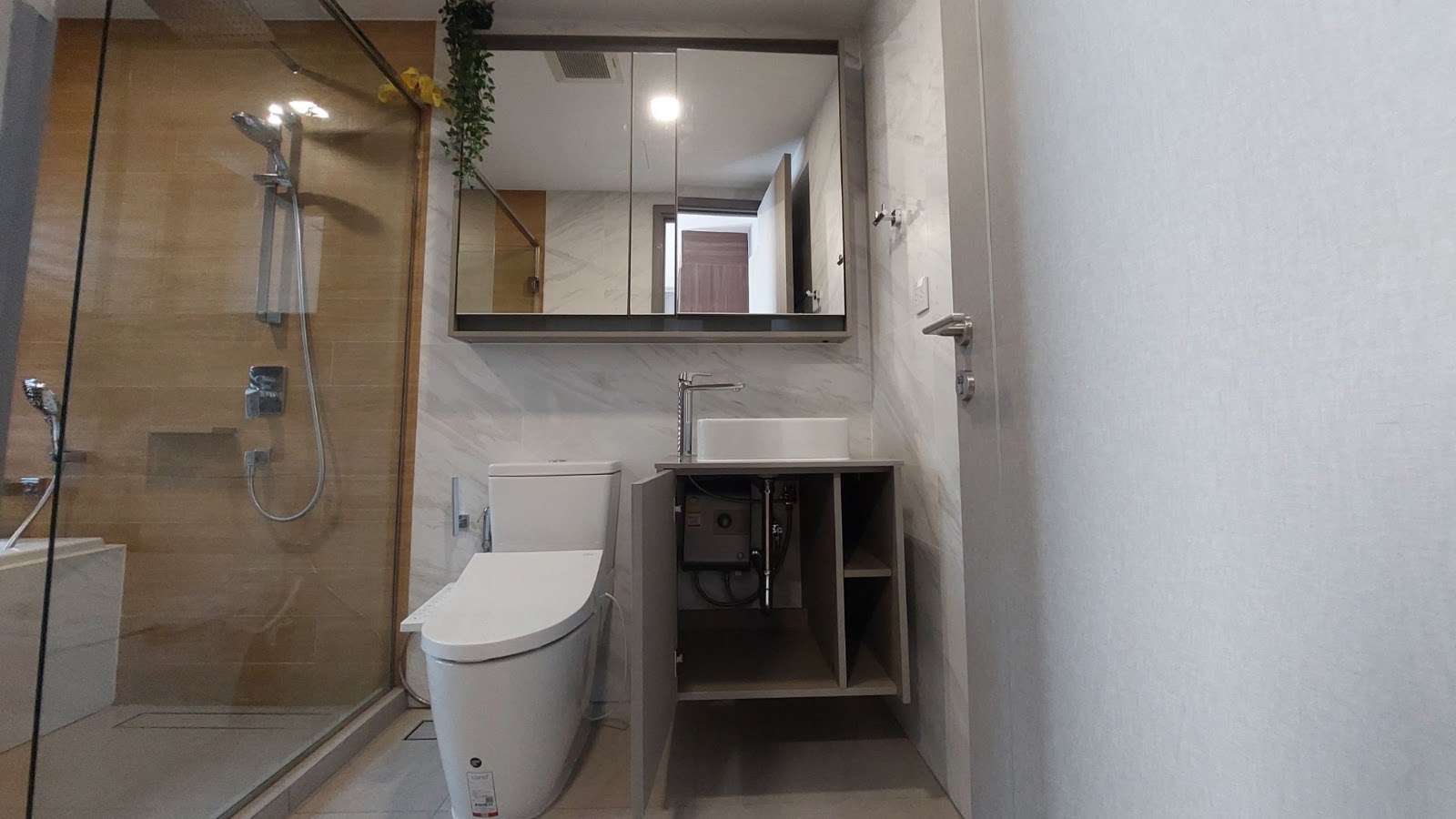 TAKA HAUS, photo 2