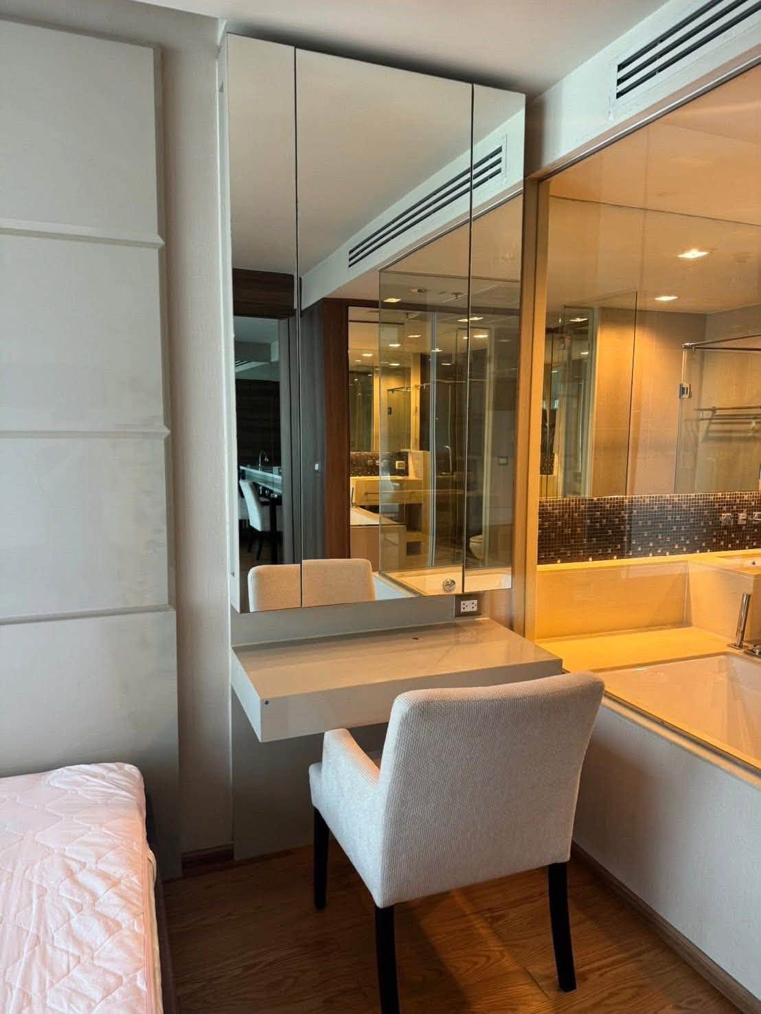 The Address Sathorn, photo 3