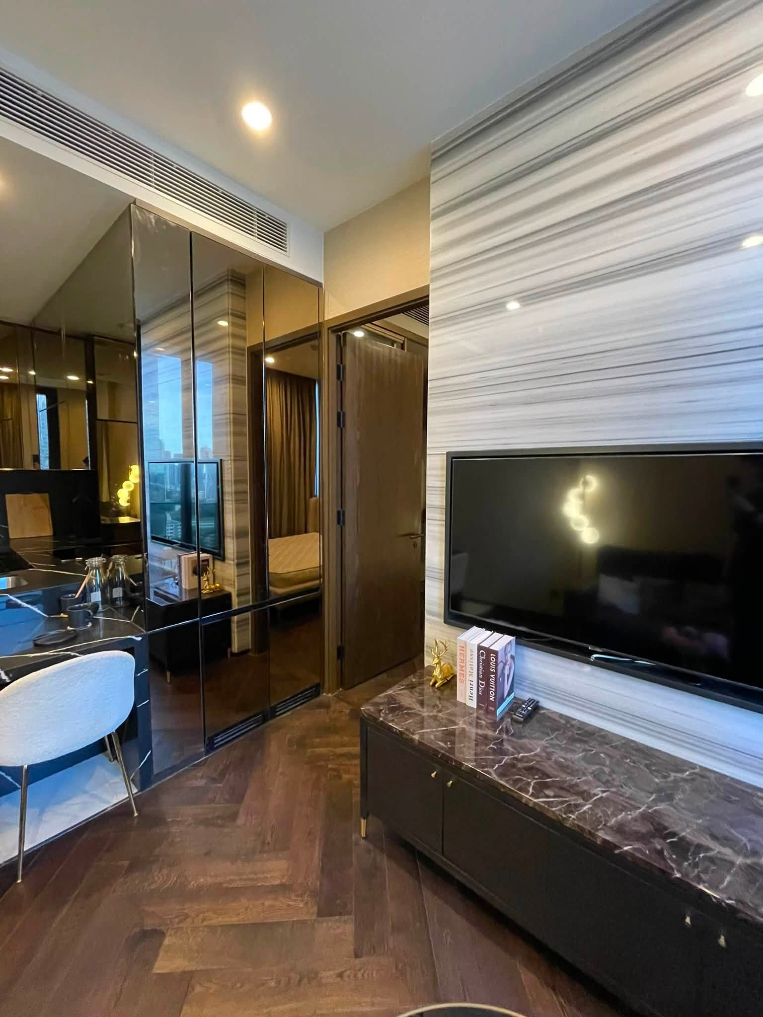 The ESSE Sukhumvit 36, photo 2