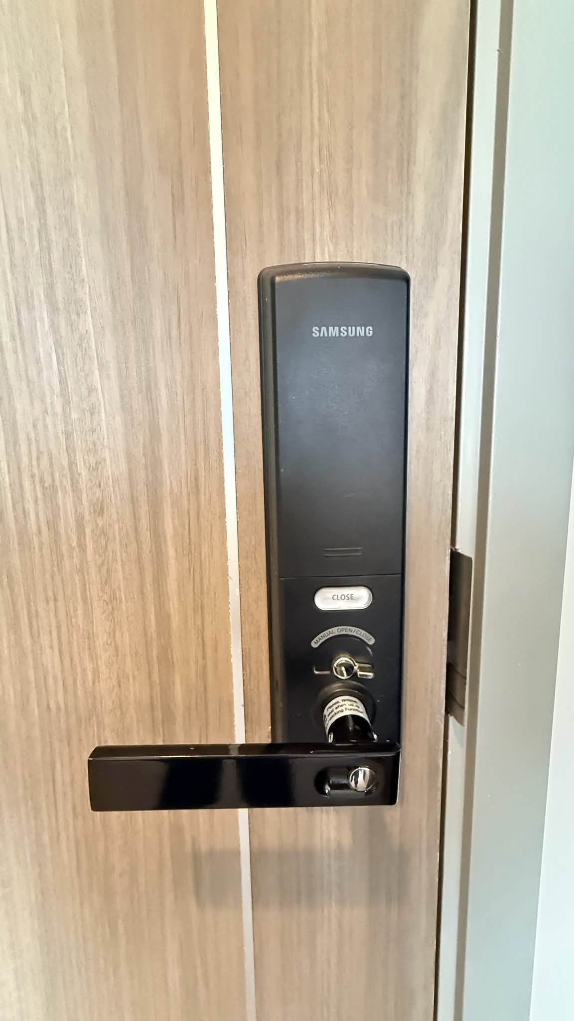 The Issara Sathorn, photo 2