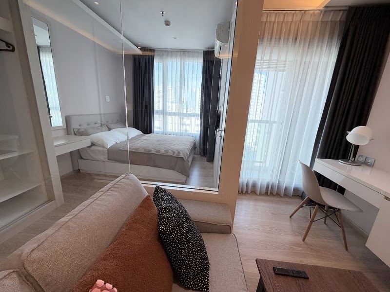 H Sukhumvit 43